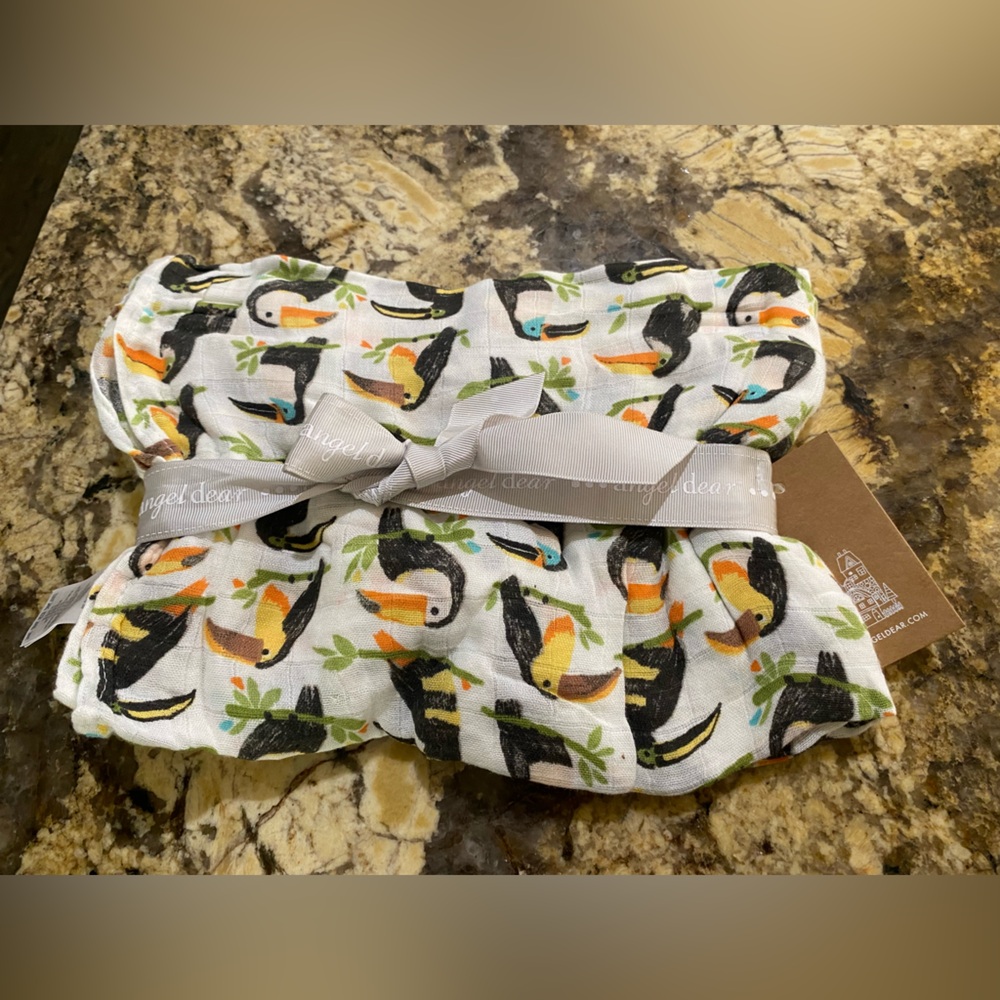Angel Dear TOUCAN print muslin baby swaddle 47”x47” - Brand new